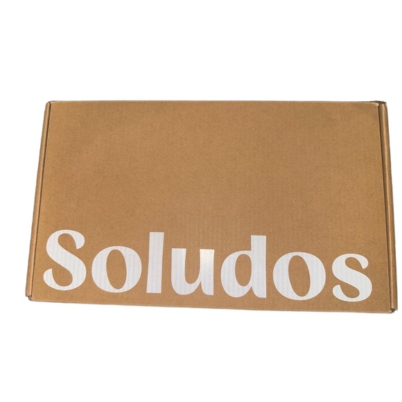 NWT Soludos Womens Sneakers Size 9 Red Off-White Striped Canvas Lace Up Casual - Picture 4 of 4